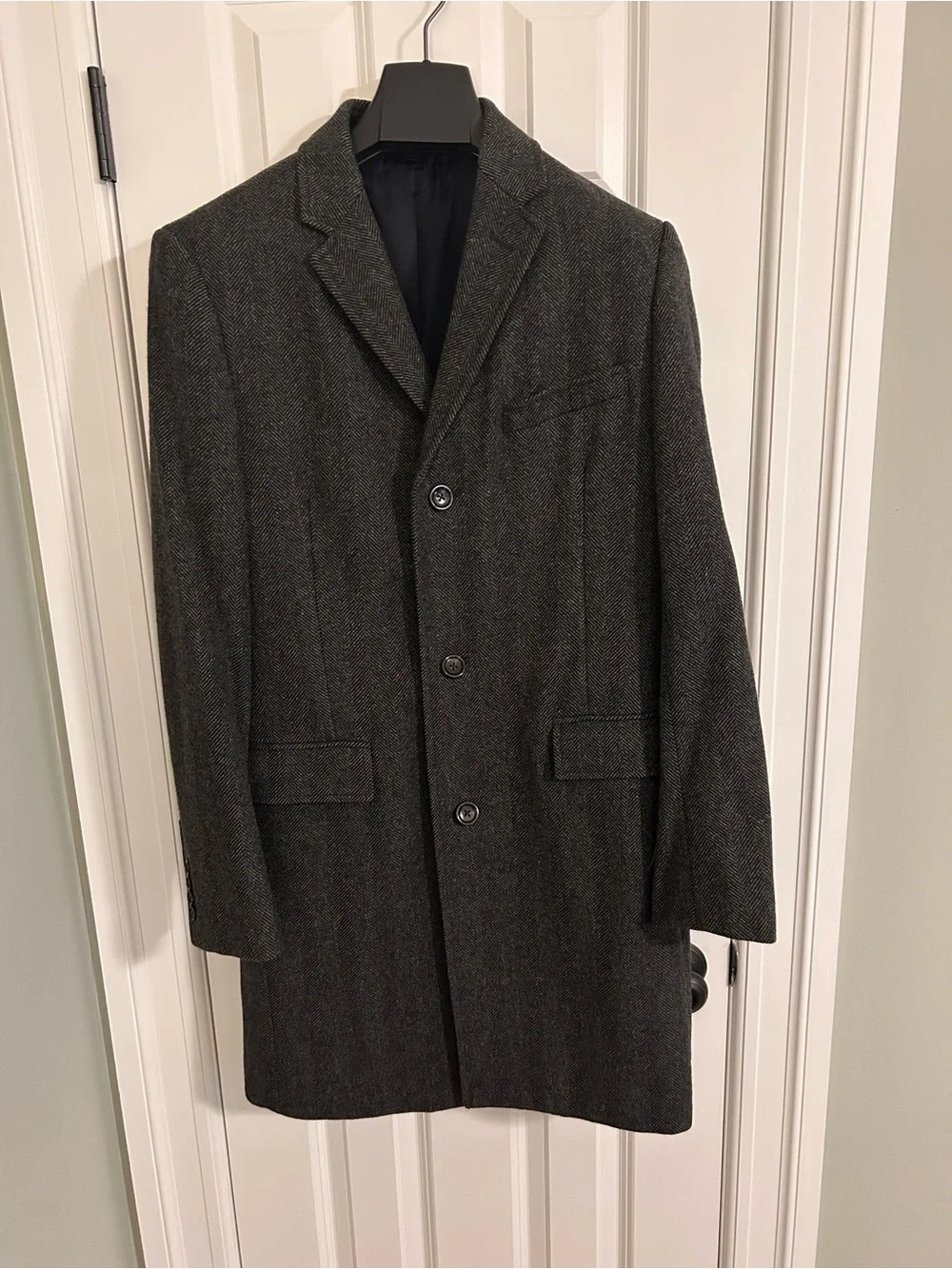 J. Crew Men’s Dark Gray Herringbone Sport Coat